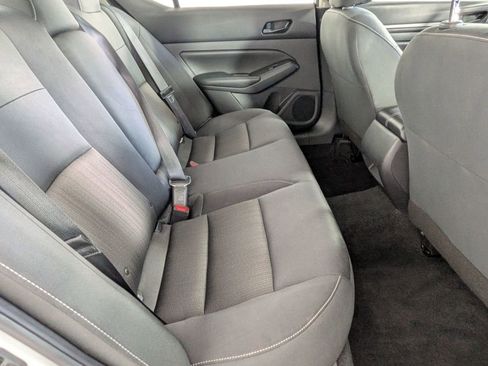 Used 2024 Nissan Altima 2.5 S FWD image 26
