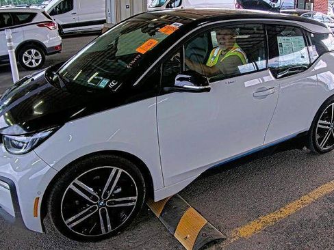 Used 2018 BMW i3 RWD image 2