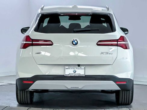 Used 2026 BMW X3 xDrive30 w/ Premium Package image 7