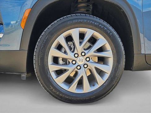 Used 2025 Buick Enclave Preferred AWD/4WD image 24