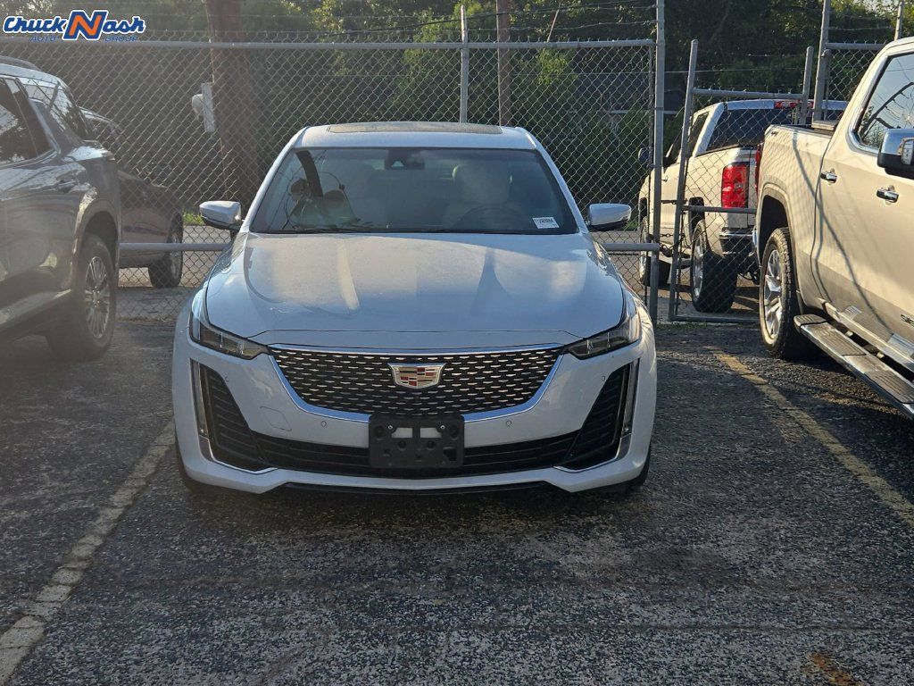 Used 2022 Cadillac CT5 Premium Luxury RWD image 2