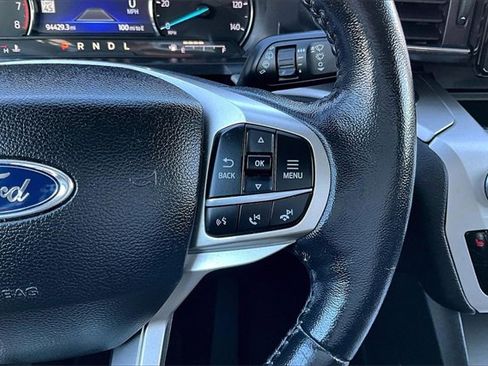 Used 2022 Ford Explorer XLT w/ Equipment Group 202A image 14