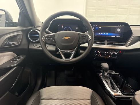 New 2026 Chevrolet Trax LT w/ Driver Confidence Package image 19
