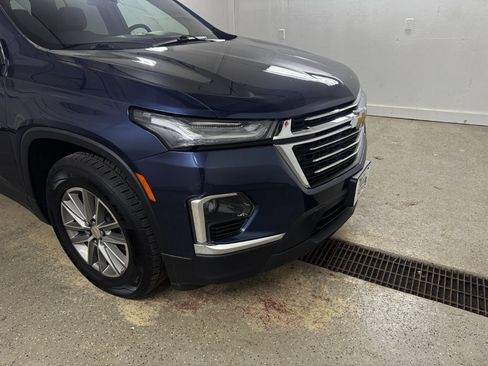 Used 2023 Chevrolet Traverse LT AWD/4WD image 2