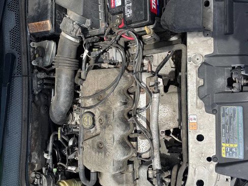 Used 2002 Ford Focus SE FWD image 13