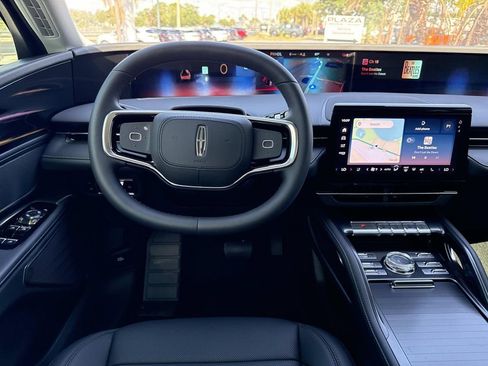 New 2026 Lincoln Nautilus Premier AWD/4WD image 17