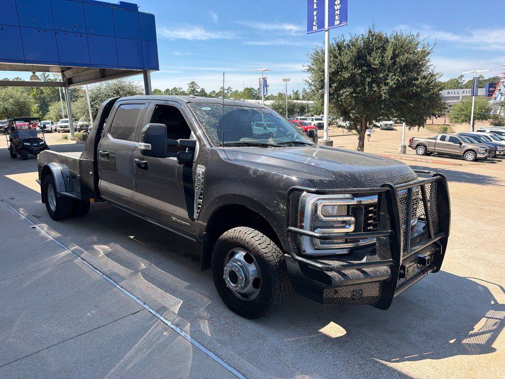 Used 2024 Ford F350 King Ranch w/ FX4 Off-Road Package AWD/4WD image 4