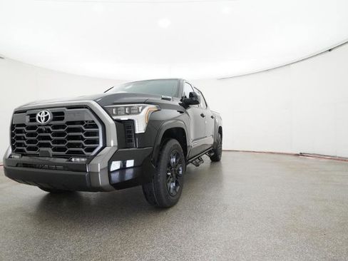 New 2025 Toyota Tundra Platinum image 4