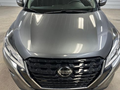 Used 2021 Nissan Kicks SV w/ Interior Electronics Package FWD image 36