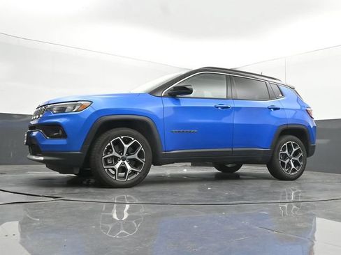 Used 2025 Jeep Compass Limited AWD/4WD image 48
