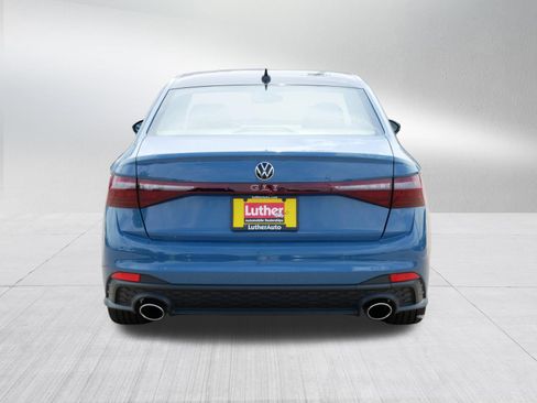 Used 2025 Volkswagen Jetta GLI Autobahn FWD image 6