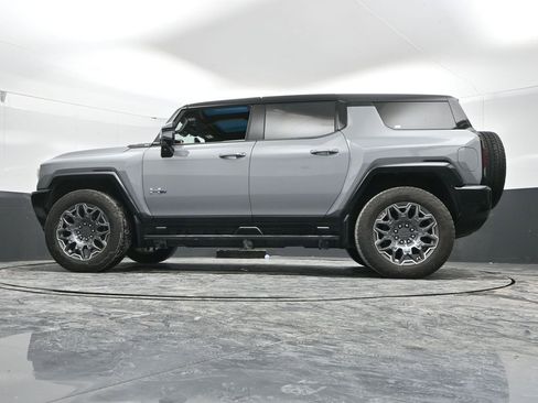 Used 2024 GMC Hummer EV 3X image 51