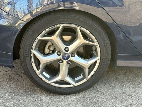 Used 2017 Ford Focus ST image 6