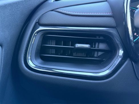 Certified 2022 Chevrolet Equinox RS image 25