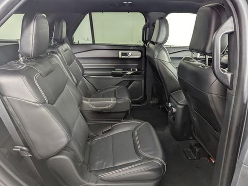 Used 2022 Ford Explorer ST AWD/4WD image 19