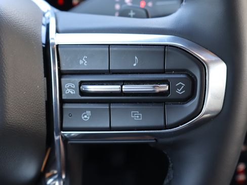 Used 2025 GMC Terrain Elevation AWD/4WD image 20