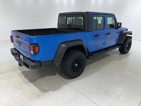 Used 2023 Jeep Gladiator Sport w/ Trailer Tow Package AWD/4WD image 5