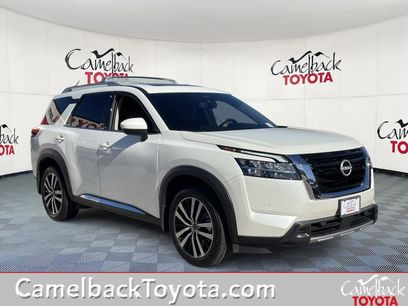 Used 2023 Nissan Pathfinder Platinum w/ Cargo Package