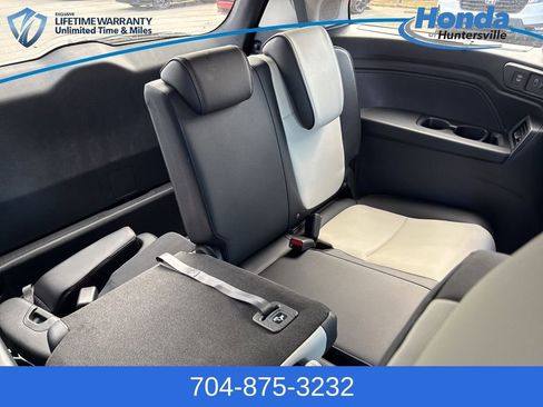 New 2026 Honda Odyssey Elite image 14