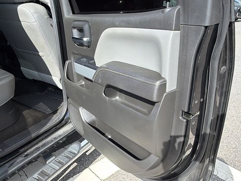 Used 2017 Chevrolet Silverado 1500 LTZ Z71 w/ LTZ Plus Package AWD/4WD image 20