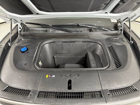 Used 2024 Kia EV9 Light RWD image 46