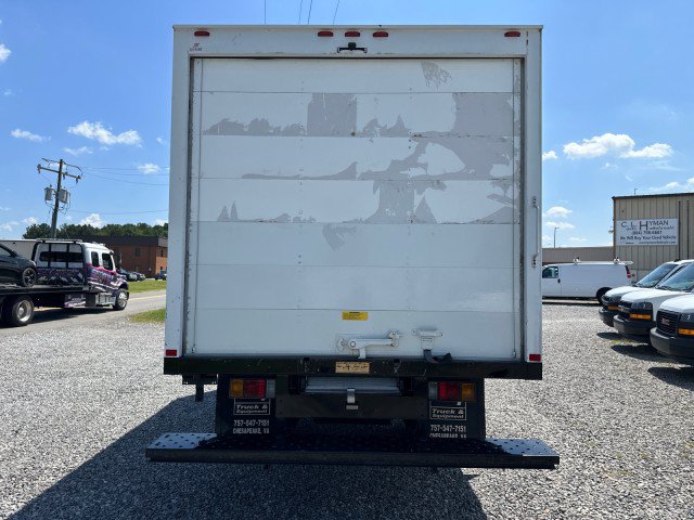 Used 2016 Isuzu NPR RWD image 9