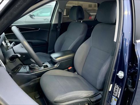 Used 2016 Kia Sorento LX image 7