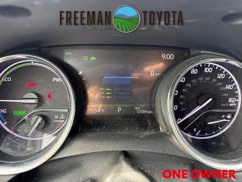 Used 2020 Toyota Camry XLE FWD image 8