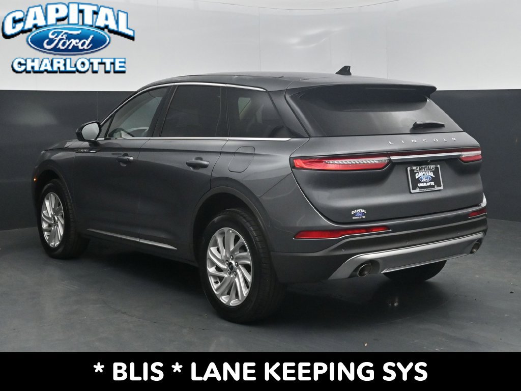 Used 2025 Lincoln Corsair FWD image 5