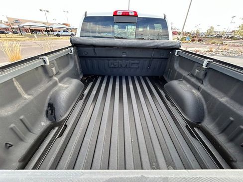 Used 2015 GMC Sierra 1500 SLT image 28