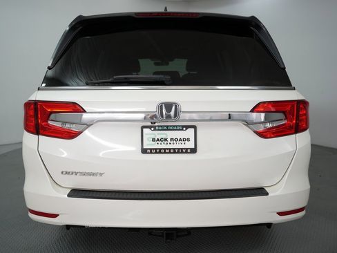 Used 2018 Honda Odyssey EX-L image 9