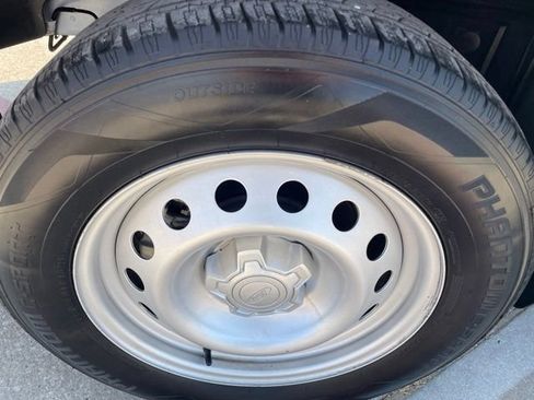 Used 2023 Ford Maverick XL FWD image 27