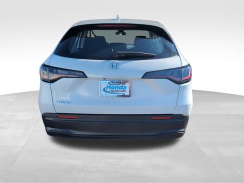 Used 2025 Honda HR-V LX image 6