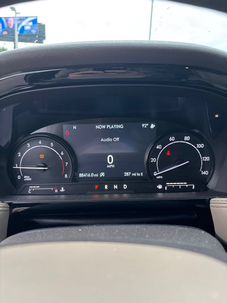 Used 2020 Lincoln Corsair FWD w/ Premium Package image 5
