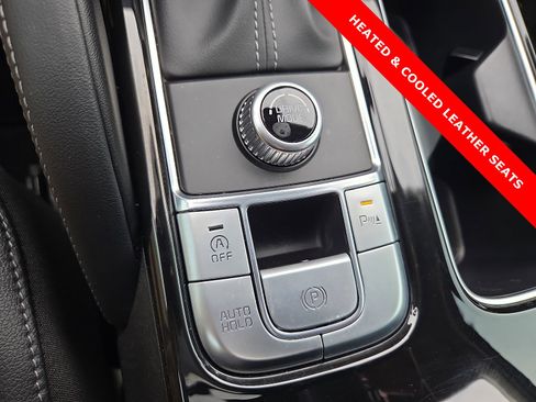 Used 2024 Kia Telluride EX image 20