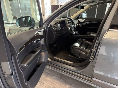 Used 2018 Volvo XC90 T6 Momentum w/ Convenience Package image 14