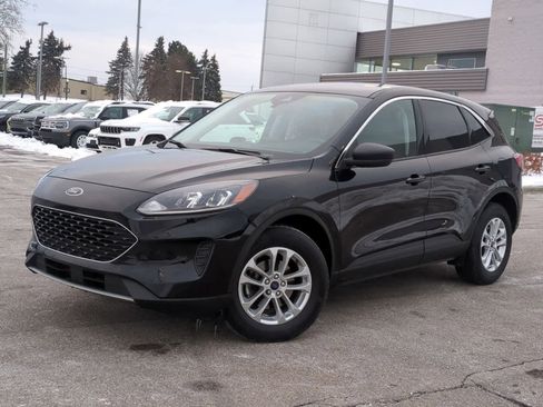 Certified 2022 Ford Escape SE w/ Cold Weather Package image 1