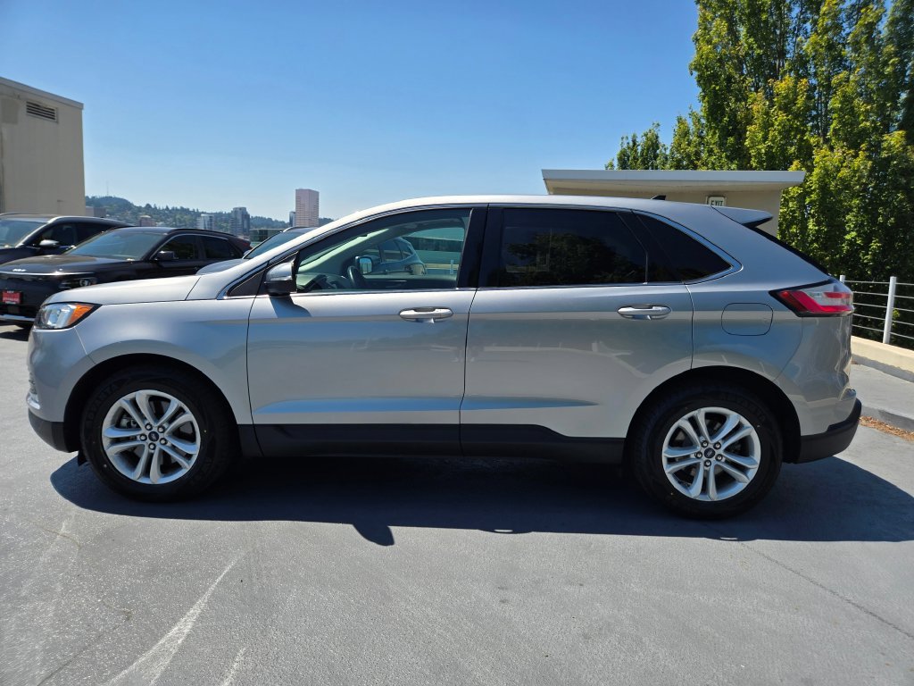 Used 2020 Ford Edge SEL w/ Convenience Package AWD/4WD image 6