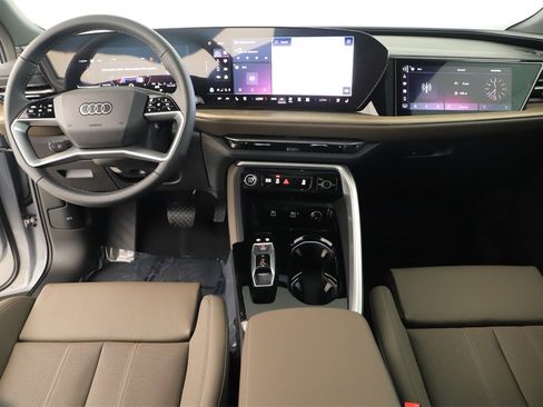 New 2025 Audi Q5 Prestige image 18