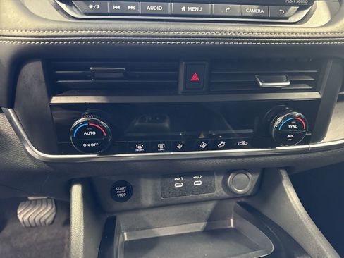 Certified 2024 Nissan Rogue SV image 16