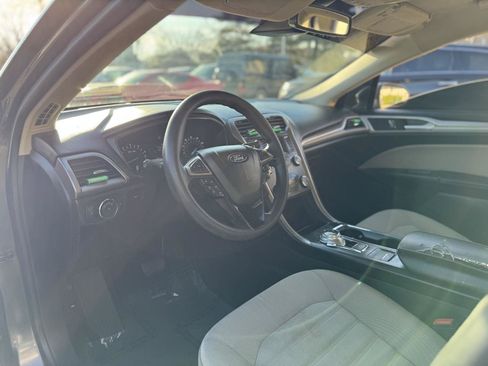 Used 2020 Ford Fusion S FWD image 17