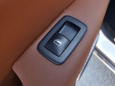 Certified 2019 Jeep Grand Cherokee Summit image 17