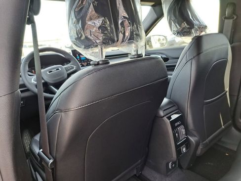 New 2026 Jeep Compass Latitude image 22