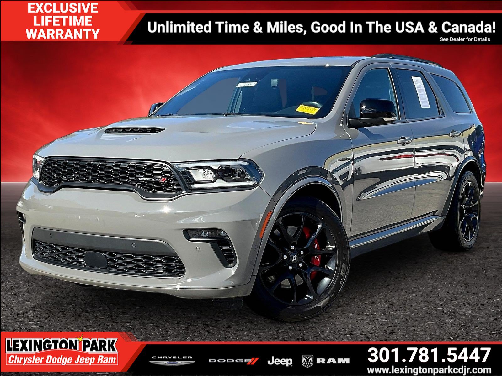 Used 2023 Dodge Durango R/T w/ Tow 'N Go Package AWD/4WD image 3