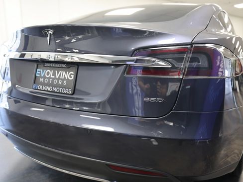 Used 2015 Tesla Model S 85D AWD/4WD image 19