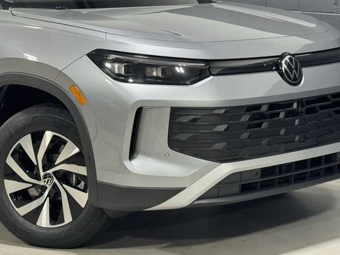 New 2025 Volkswagen Tiguan S image 3
