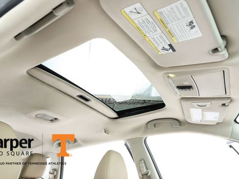 Used 2016 Nissan Rogue SL image 37