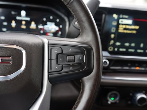 Used 2024 GMC Sierra 1500 SLT w/ X31 Off-Road Package image 12