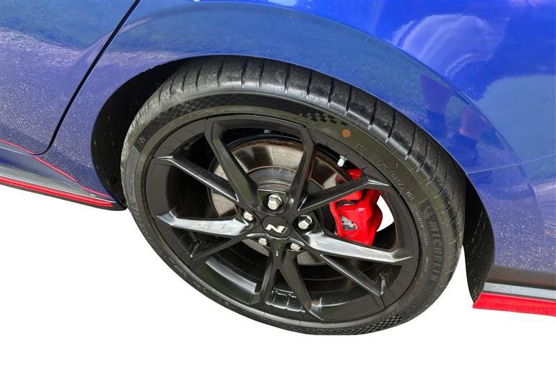 Used 2025 Hyundai Elantra N w/ Cargo Package FWD image 27