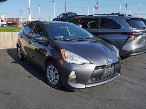 Used 2014 Toyota Prius C Two FWD image 2